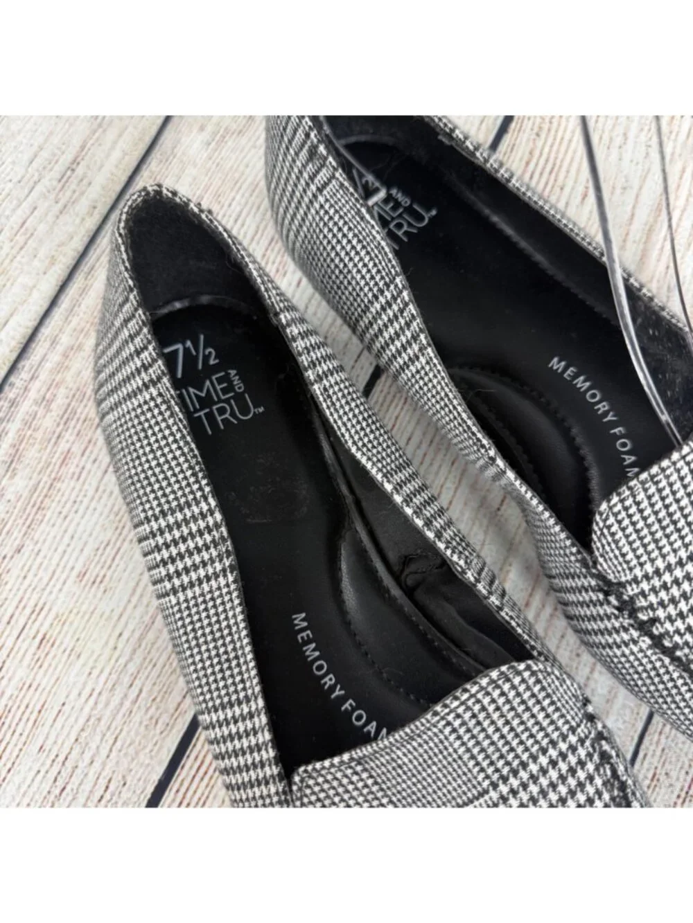 Time and Tru Pointed Toe Flats Black White Houndstooth Fabric Pattern Size 7.5